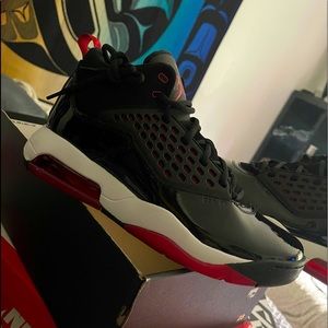 Jordan’s maxin 200